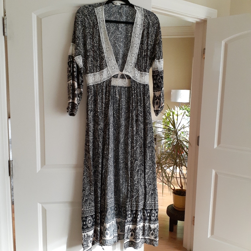 Three Birds Nest Kimono duster - Picture 2 of 7